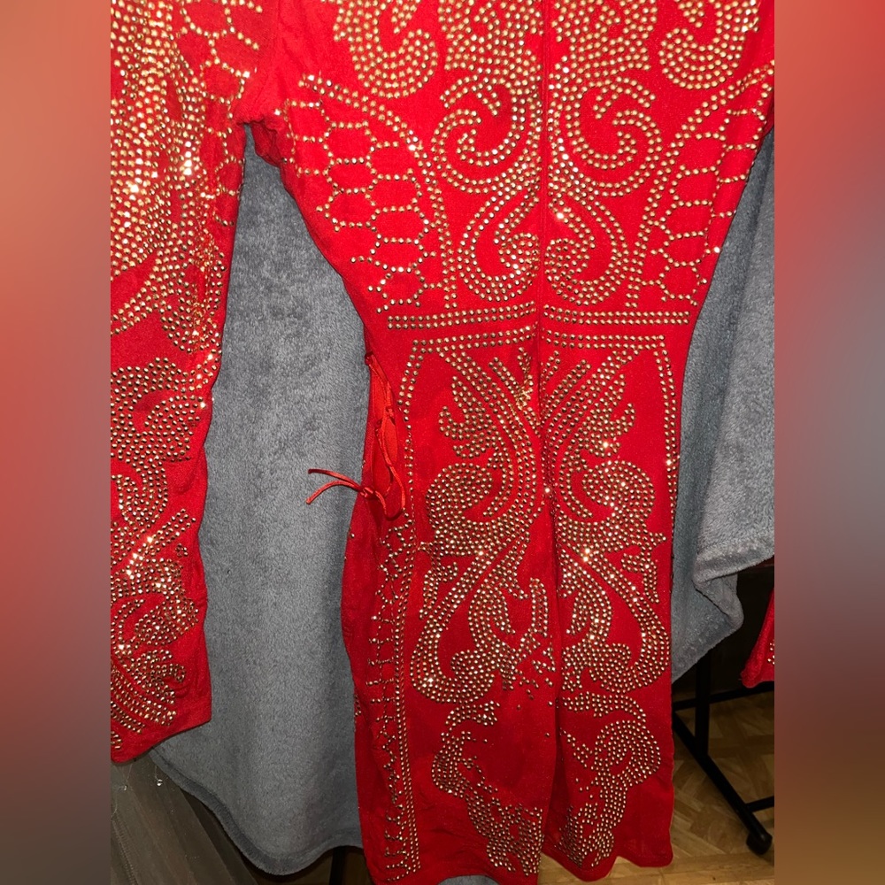 BANJUL Red Stretchy Beaded Dress W/ Lace Hip Accents EUC - Picture 5 of 8